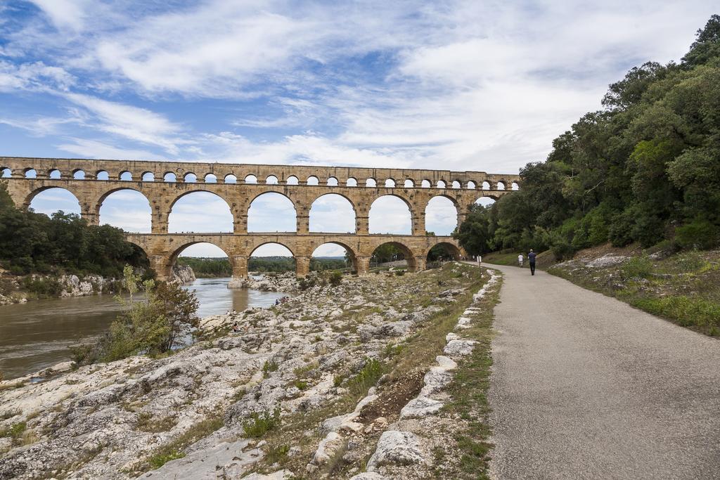 Residhotel Residence Pont Du Gard Remoulins Bilik gambar