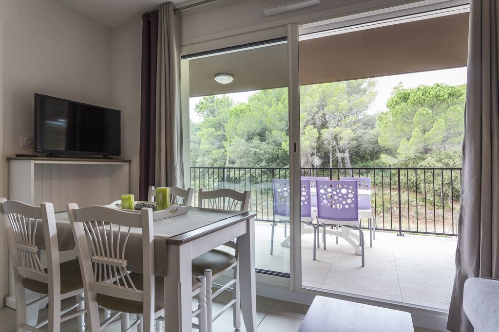 Residhotel Residence Pont Du Gard Remoulins Bilik gambar