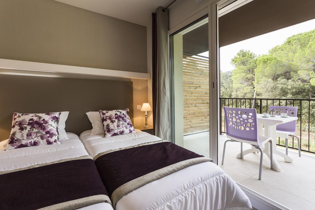 Residhotel Residence Pont Du Gard Remoulins Bilik gambar
