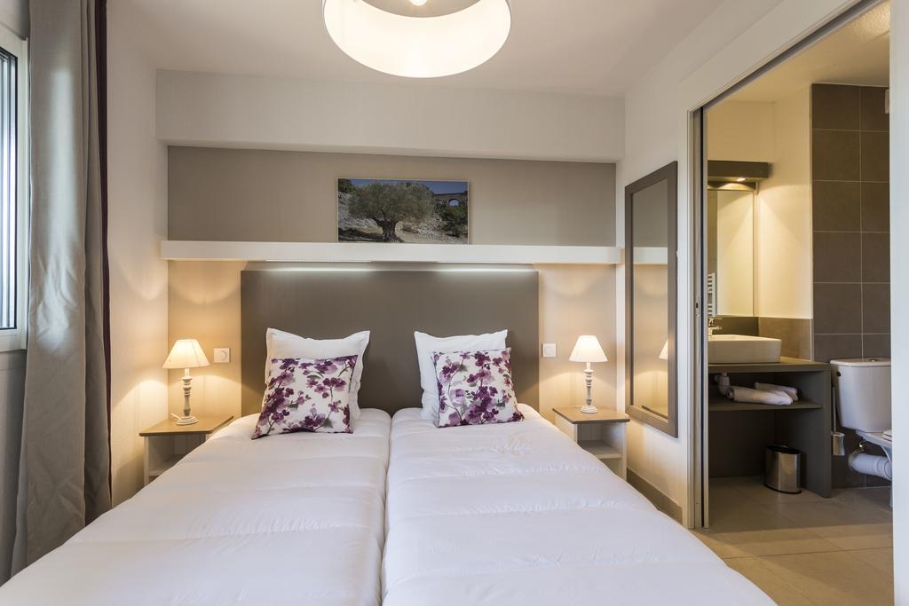 Residhotel Residence Pont Du Gard Remoulins Bilik gambar
